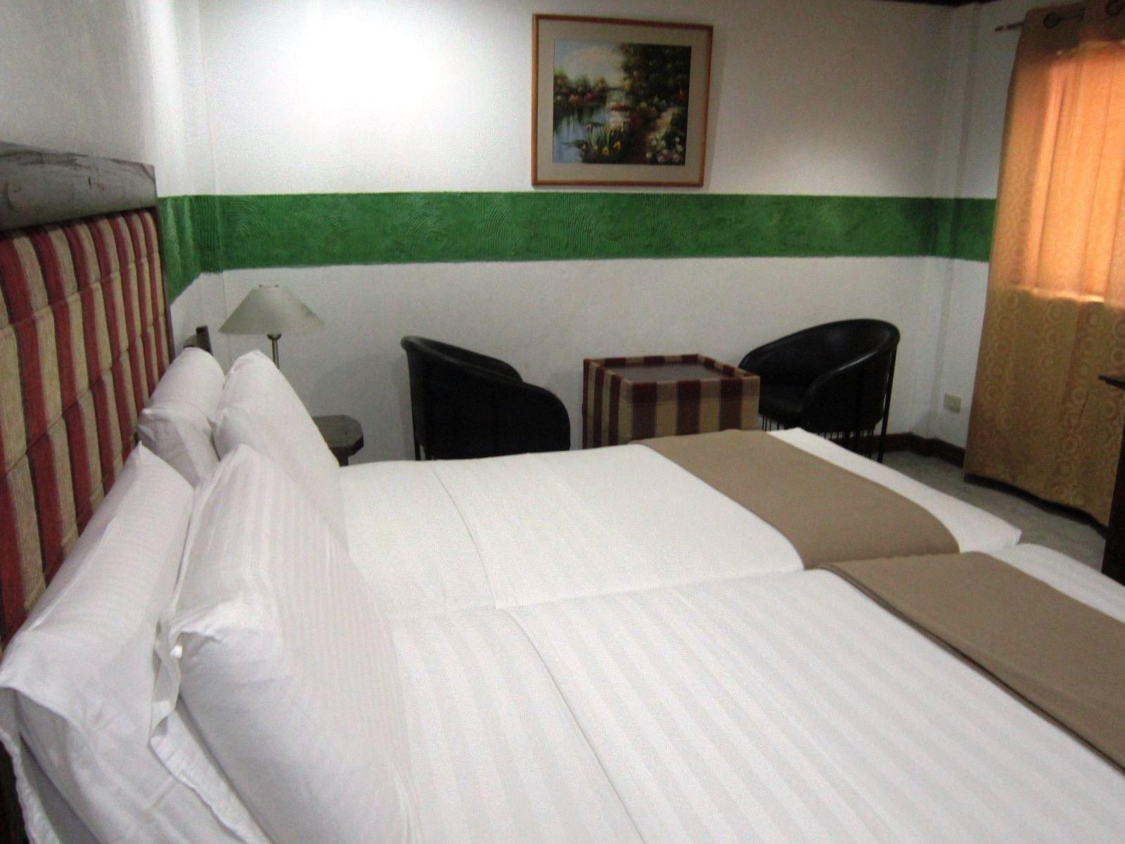 Saltimboca Tourist In Hotel Bacolod Exterior foto
